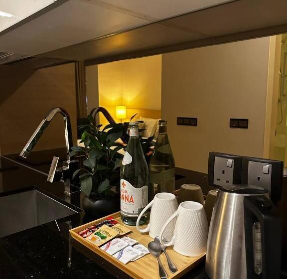 استودیوی لوکس, The Straits Melaka By Perfect Host