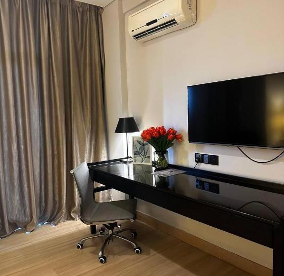 استودیوی لوکس, The Straits Melaka By Perfect Host