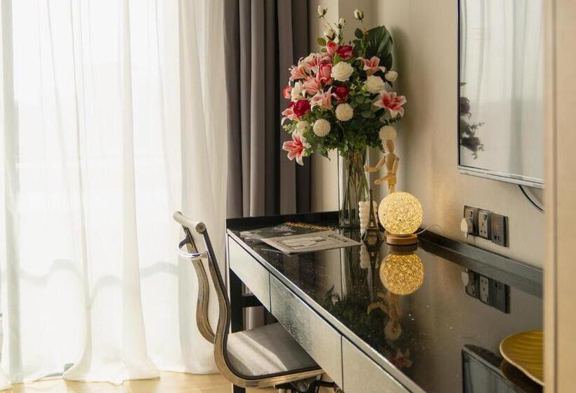 استودیوی لوکس, The Straits Melaka By Perfect Host