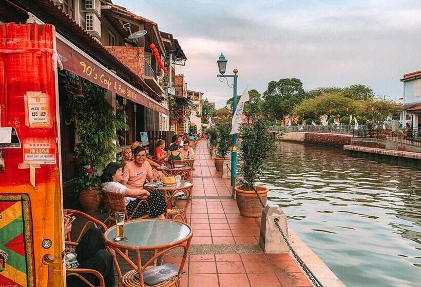 Estudio Standart com Balcão, The Straits Suite Cosy King 807