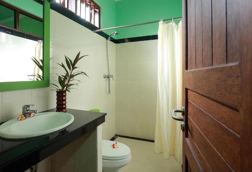 חדר סופריור, Banyualit Spa 'n Resort Lovina