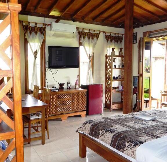 Номер Стандарт Трехместный, Alamanda Family Villas, Pool & Local Tours