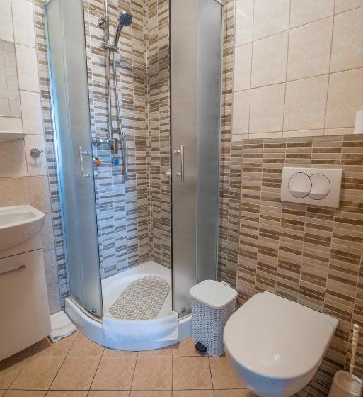 חדר סטנדרט, Boglárka Panzió   étterem