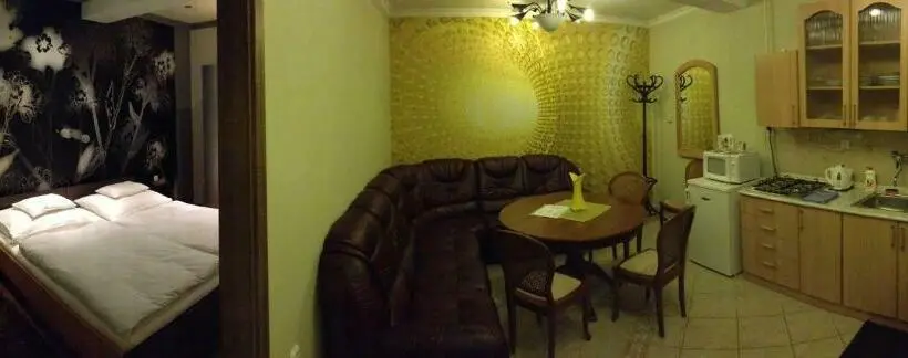 Huoneisto 1 Makuuhuone Terassi, Fehér Hattyú Panzió