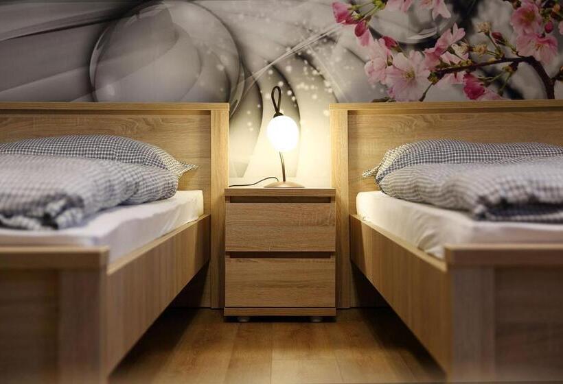 Вилла 1 Спальня, Fehér Hattyú Panzió