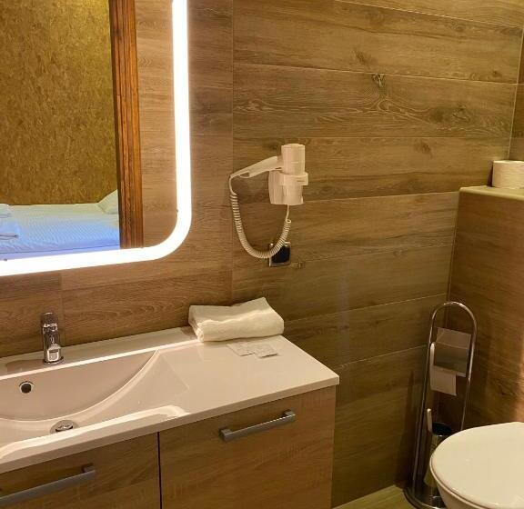 غرفة قياسية, Malom Club Panzió