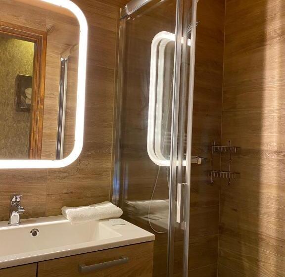 غرفة قياسية, Malom Club Panzió