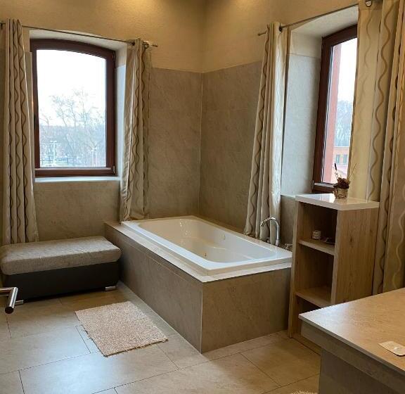 غرفة ديلوكس, Malom Club Panzió