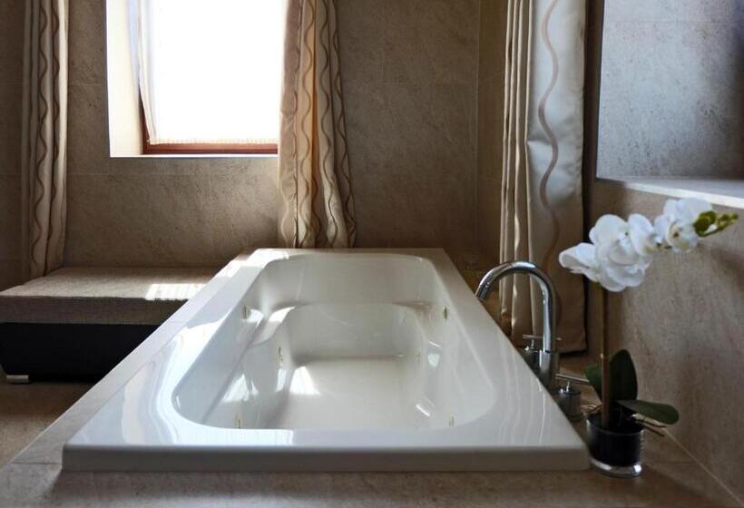 غرفة ديلوكس, Malom Club Panzió