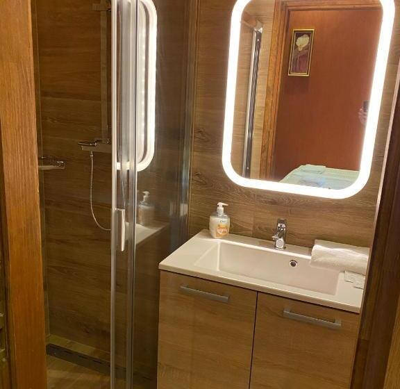 غرفة قياسية, Malom Club Panzió