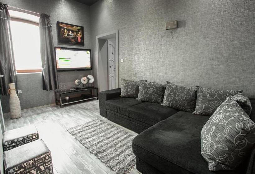 غرفة قياسية, Malom Club Panzió