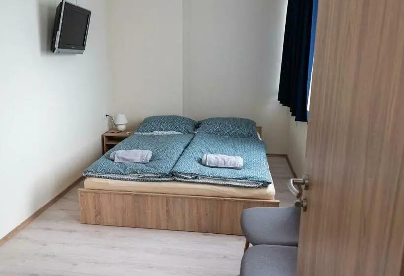 Standard-huone, Randevú Panzió