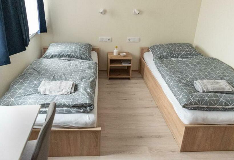 스탠다드 룸, Randevú Panzió