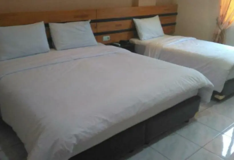 デラックストリプルルーム, Reddoorz At Hotel Anda Pematang Siantar