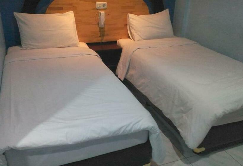 高级大房间, Reddoorz At Hotel Anda Pematang Siantar