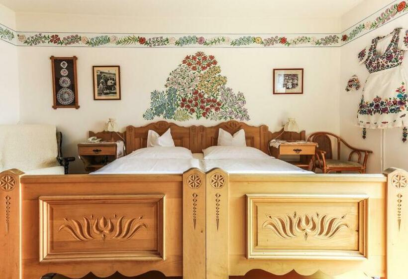 Номер Стандарт, Bagolyvár Panzió