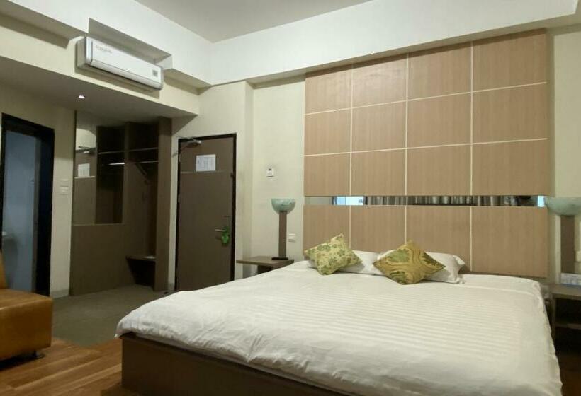 수피리어 스위트, Duta