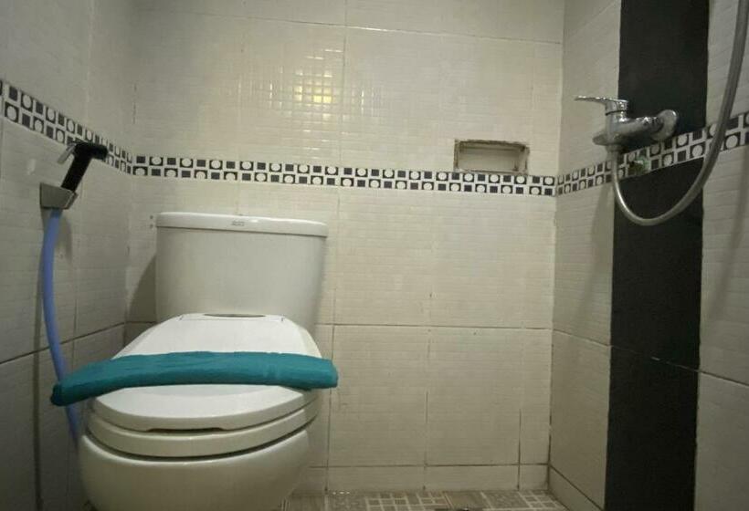 스탠다드 룸 킹사이즈 침대, Duta