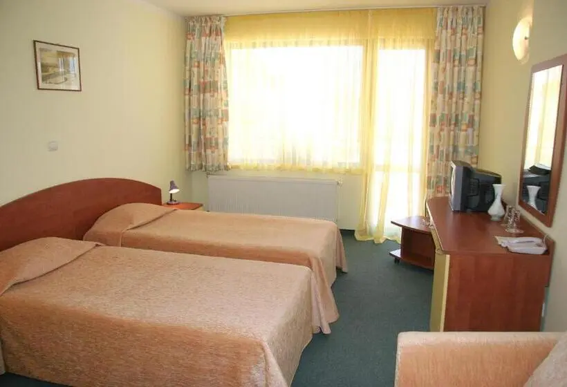 Balkonlu Standart Oda, Grand