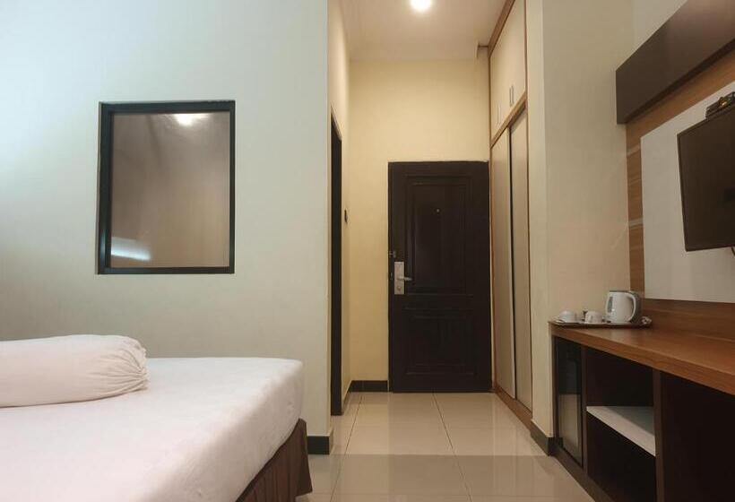 Номер Deluxe, Violand Garden Hotel Samarinda