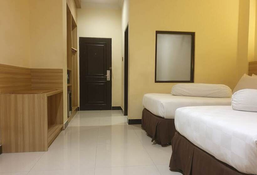 Номер Deluxe, Violand Garden Hotel Samarinda