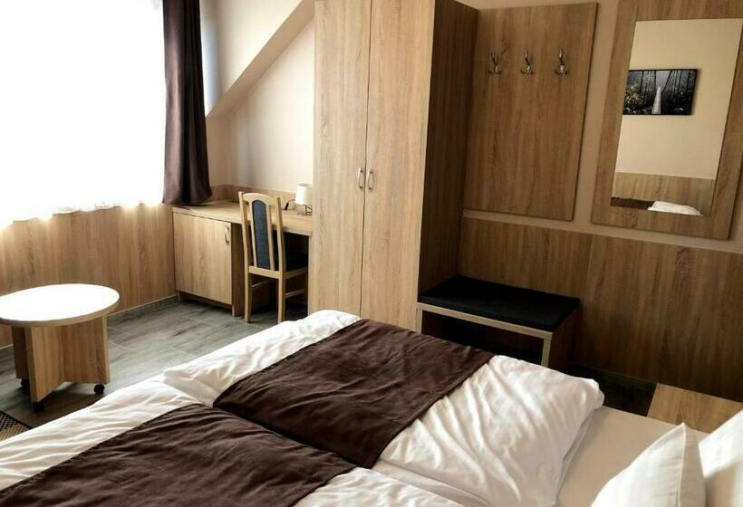 スタンダードルーム, Katalin Motel & étterem