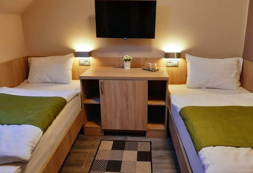 スタンダードルーム, Katalin Motel & étterem