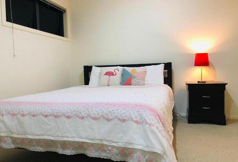 침실 1개 아파트, Private Room In A Lovely House