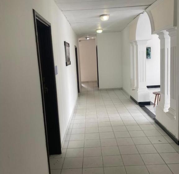 اتاق استاندارد, Hôtel Rotana