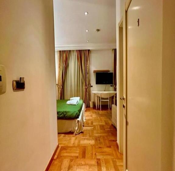 חדר סטנדרט לשלושה, Auditorium Maxxi Luxury Suite Roma