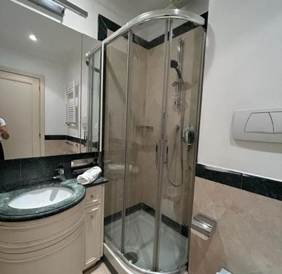 اتاق استاندارد سه نفره, Auditorium Maxxi Luxury Suite Roma