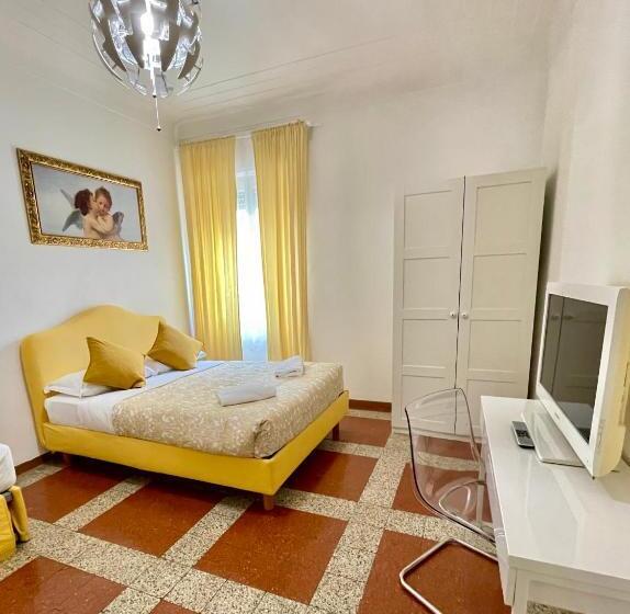 اتاق استاندارد سه تخته با سرویس بهداشتی مشترک, Podesti 6