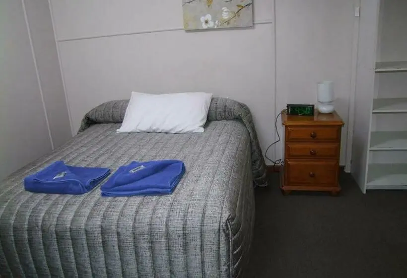 ベーシックルーム, Acacia Motel