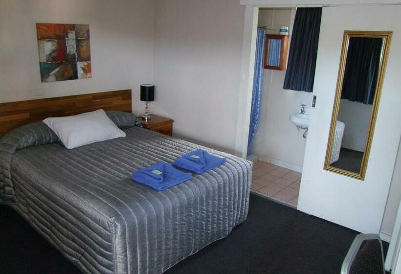 Номер Стандарт, Acacia Motel