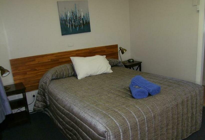 Номер Стандарт, Acacia Motel