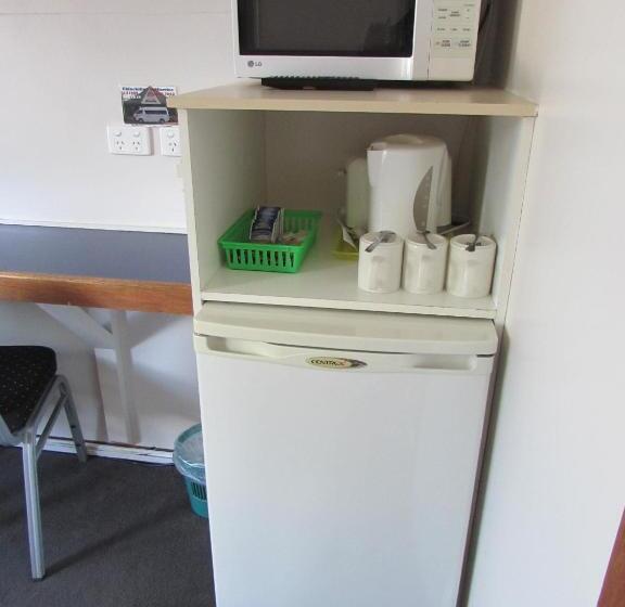 Номер Стандарт, Acacia Motel