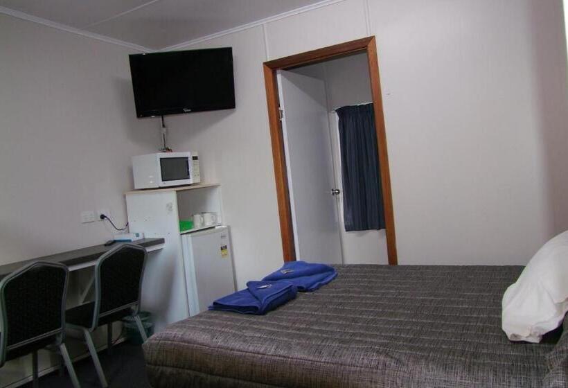 Номер Стандарт, Acacia Motel