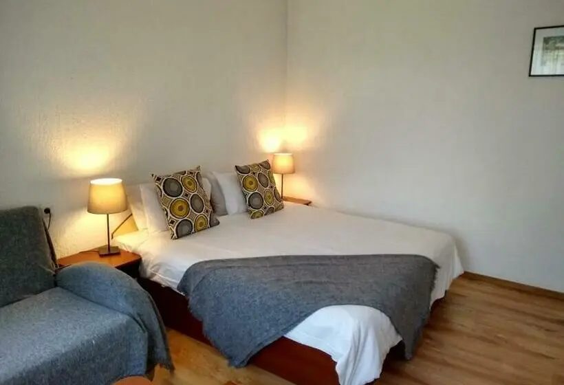 Chambre Standard, Michel
