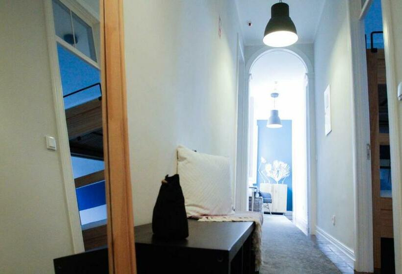 اتاق استاندارد سه نفره, Procyon Boutique & Suites