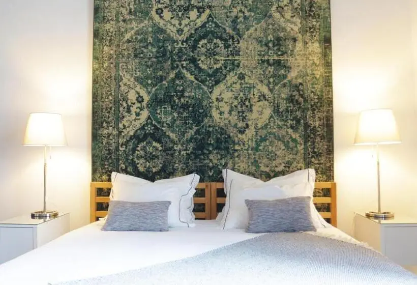اتاق لوکس, Procyon Boutique & Suites