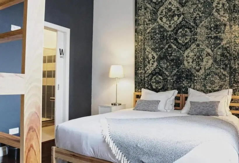 اتاق لوکس, Procyon Boutique & Suites