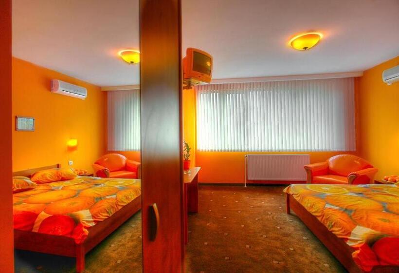 غرفة قياسية, Family Hotel Mania