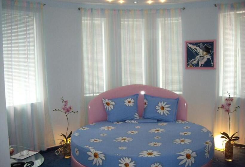 디럭스 룸, Family Hotel Mania