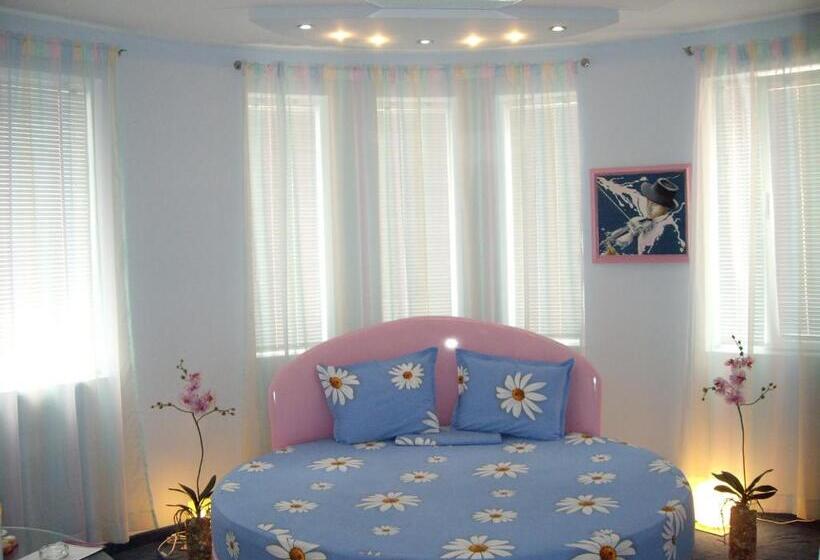 اتاق لوکس, Family Hotel Mania