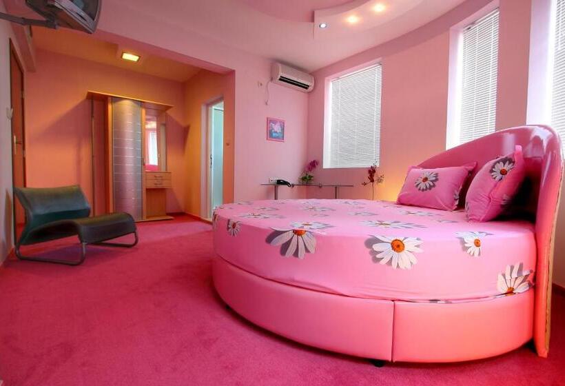 غرفة ديلوكس, Family Hotel Mania