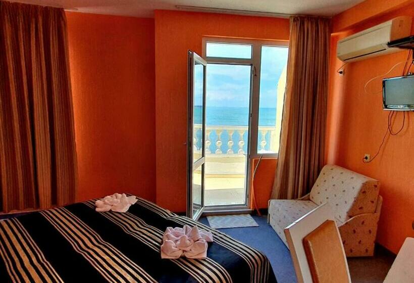 חדר סטנדרט עם מרפסת, Family Hotel Paros