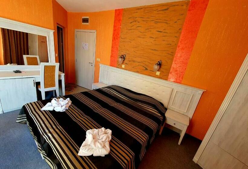 חדר סטנדרט עם מרפסת, Family Hotel Paros