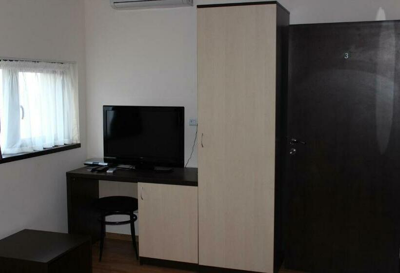 اتاق استاندارد, Family Hotel Piter