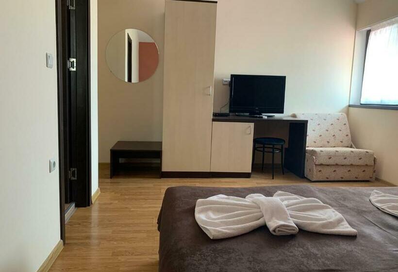 Номер Стандарт, Family Hotel Piter