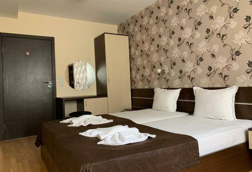 اتاق استاندارد, Family Hotel Piter